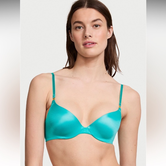 Victoria's Secret Push-Up Demi Bra
Tied-with-a-Bow Adjustable V-String Panty - Picture 2 of 13